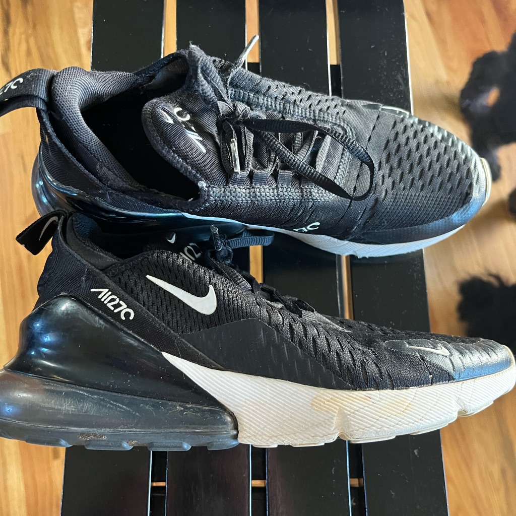 Nike 270